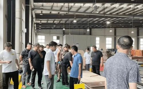 至里整裝臨沂會(huì)員開(kāi)拓茶話會(huì) 共商整裝新趨勢(shì)與開(kāi)發(fā)機(jī)遇